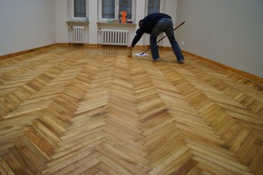 Cyklinowanie Warszawa / Odnowa Parkietu